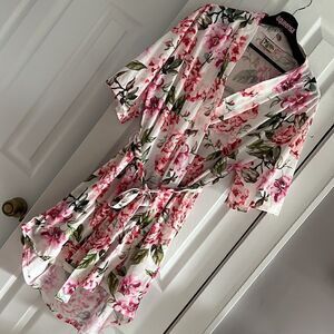 Show Me Your MuMu Brea Robe